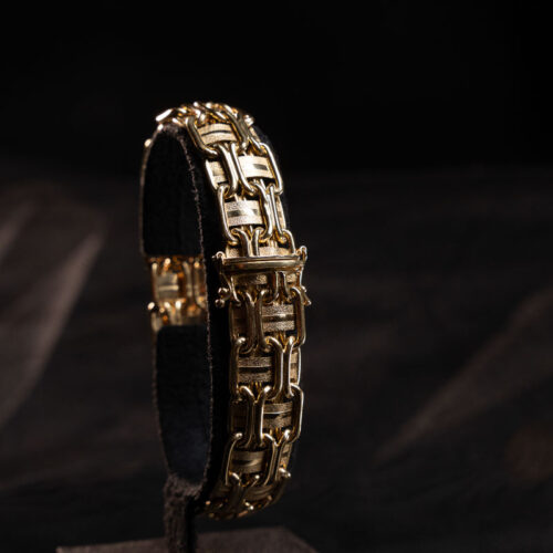 132581PU00003