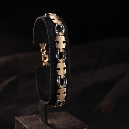 153981PU00001