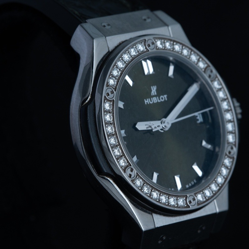 HUBLOT Classic Fusion Automático Acero Esfera Verde 97085 02