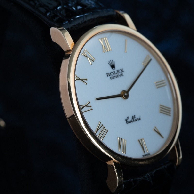 ROLEX Cellini Cuerda Oro Esfera Negro 56830 01