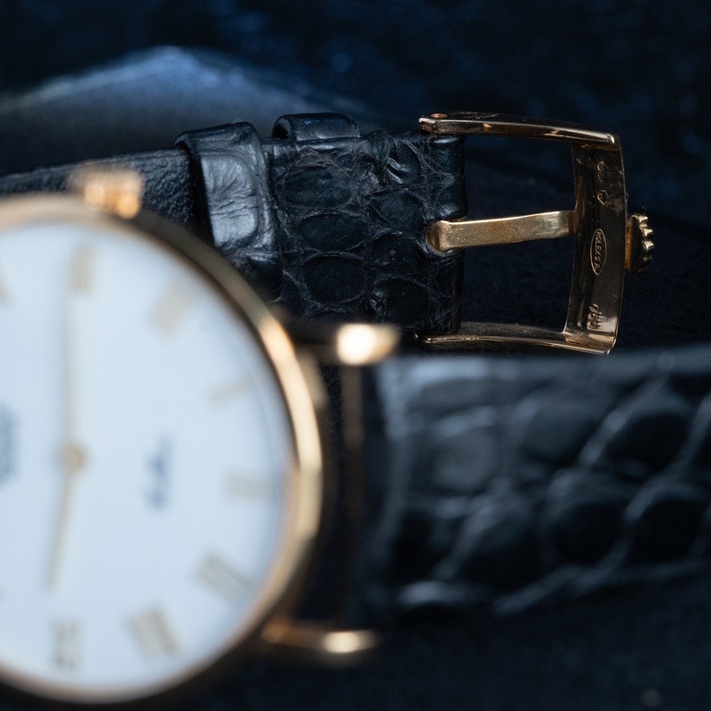 ROLEX Cellini Cuerda Oro Esfera Negro 56830 08