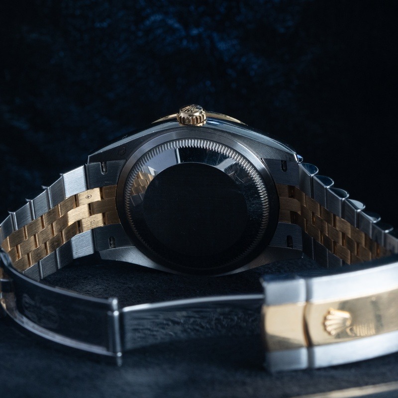 ROLEX Datejust Automático Acero y oro Esfera Verde 56810 06