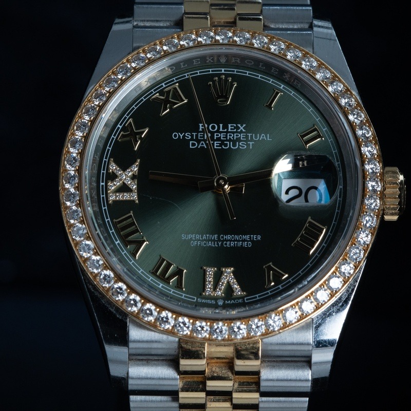 ROLEX Datejust Automático Acero y oro Esfera Verde 56810 10