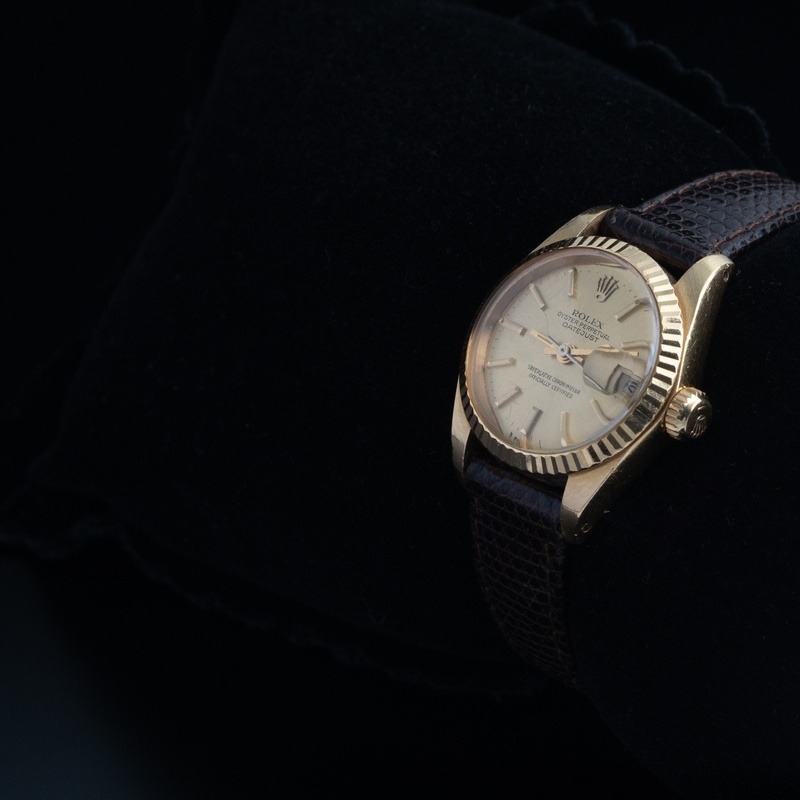 ROLEX Datejust Automático oro Esfera Champane 56808 04