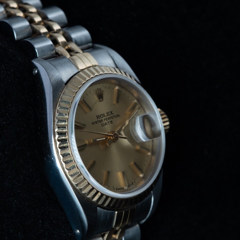 ROLEX Oyster Perpetual Date Automático Acero y oro Esfera Champane 56869 02