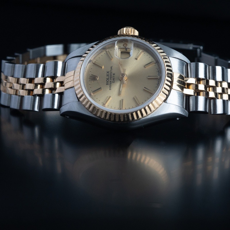 ROLEX Oyster Perpetual Date Automático Acero y oro Esfera Champane 56869 11